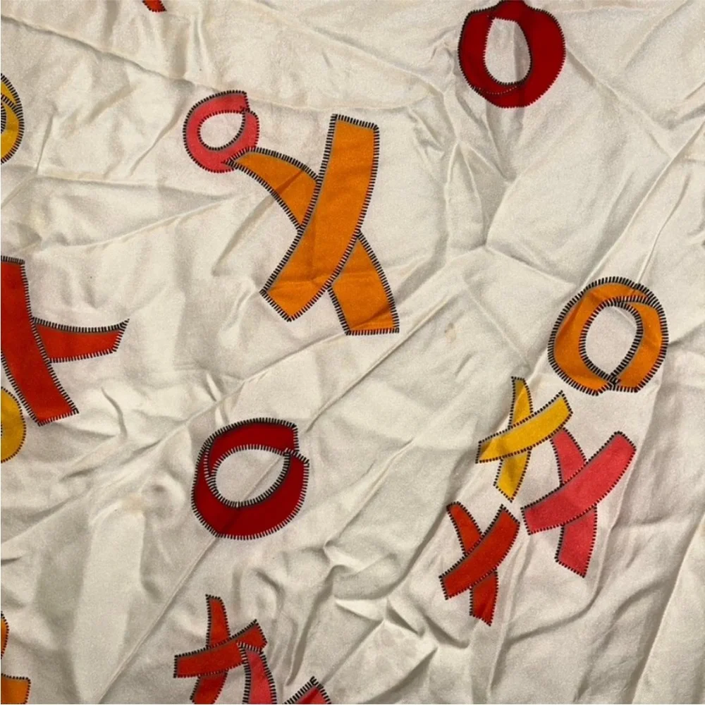 paloma picasso vintage 100% silk X's & O's kisses hugs print scarf 34